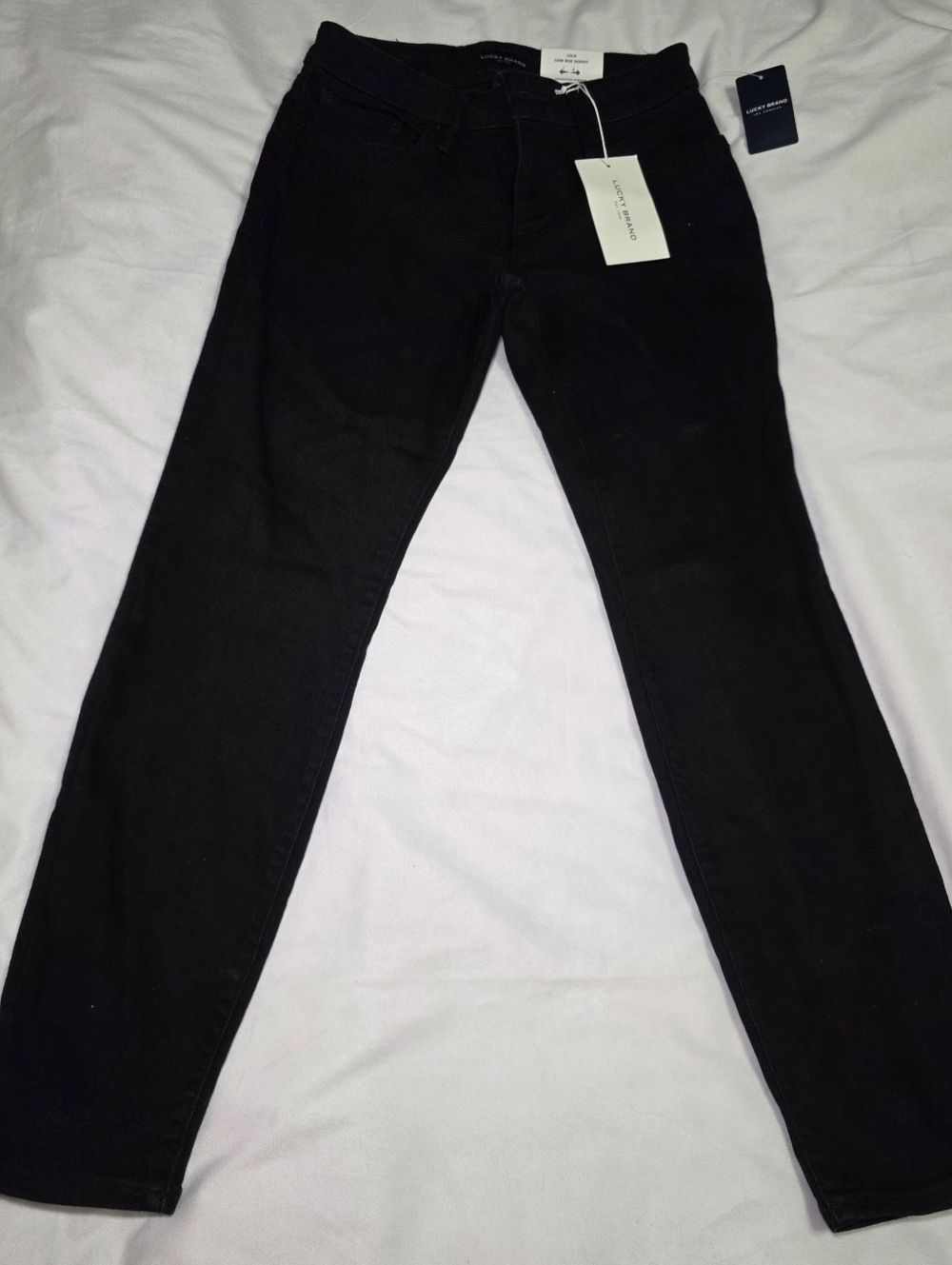 Lucky Brand Lola Low Rise Classic Black Wash Skinny Jeans- Size 6 NWT